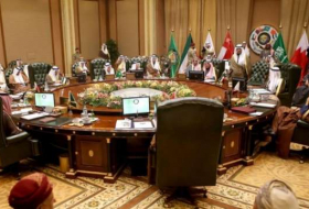 لجنة تعاون سياسي وعسكري بين الإمارات والسعودية عشية قمة الكويت