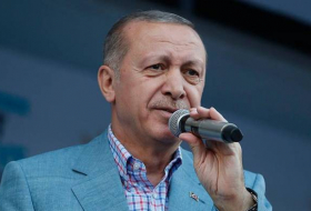 أردوغان يهنئ مواطني بلاده بحلول عيد الفطر السعيد