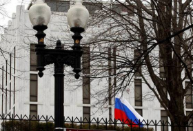 السفارة الروسية تدعو واشنطن إلى وقف مضايقة وسائل الإعلام الروسية