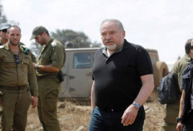 وزير الدفاع الإسرائيلي يرد على مواقع يشتبه أنها إيرانية في العراق