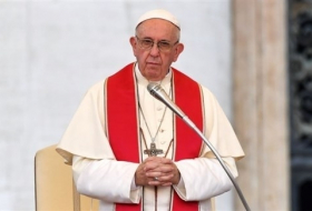 البابا يرسل 100 ألف دولار مساعدة للمتضررين في إندونيسيا