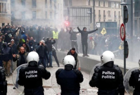بروكسل: اعتقال 90 مشاركاً في مظاهرة لليمين المعادي للهجرة