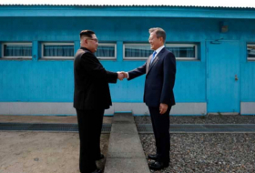 برغم عدم نزع النووي.. احتفال على جانبي حدود الكوريتين