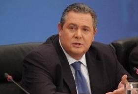 استقالة وزير الدفاع اليوناني