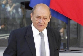 وزير خارجية فرنسا يصل بغداد لبحث العلاقات الثنائية
