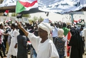 المعارضة السودانية تحدد 3 شروط لفض اعتصامها