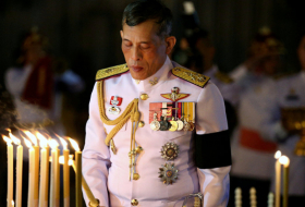 تجريد قرينة ملك تايلاند من ألقابها ورتبها بسبب تصرف 