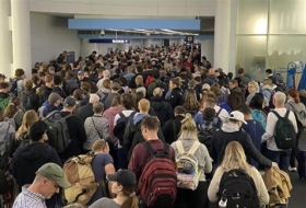 فوضى عارمة في مطارات أمريكية بسبب فحص العائدين من أوروبا