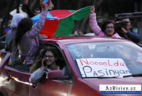 الشعب الأذربيجاني يعيش فرحة النصر - صور