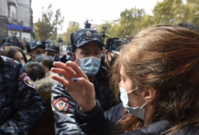 أرعبت الاحتجاجات الجماهيرية حكومة باشينيان