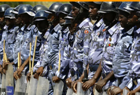السودان… والي غرب دارفور: السلاح المنفلت يكفي لتسليح جيش كامل