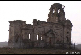   الأرمن يدمرون كنيسة روسية في خوجافند -   صور    