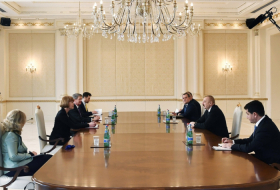   الرئيس علييف يستقبل الوزيرة البريطانية  