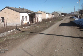   لقطات قرية جينلي في منطقة اغدام -   فيديو    