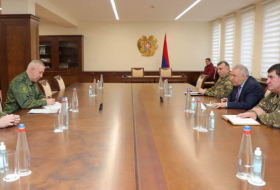   وزير الدفاع الأرميني يشكر الجنرال مرادوف  