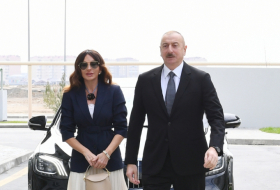 الرئيس الأذربيجاني والسيدة الأولى في حفل إطلاق أعمال إعادة البناء والترميم في بلدة بيرشاغي 