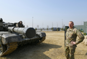إلهام علييف في افتتاح حديقة المعدات الغنائمية العسكرية في باكو - صور + فيديو 
