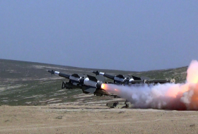   القوات الصاروخية المضادة للطائرات تجري تدريبات بالذخيرة الحية -   فيديو    