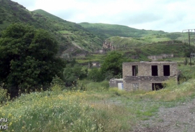  لقطات من قرية قالاجا ، منطقة لاتشين -  فيديو  