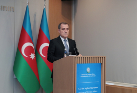     وزير الخارجية:   انطلق التعاون في مجال تطهير الالغام بين أذربيجان وكرواتيا  