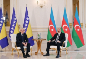   الرئيس إلهام علييف يلتقي عضو هيئة رئاسة البوسنة والهرسك  