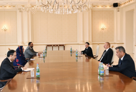   الرئيس إلهام علييف يلتقي وزير الإنتاج الحربي الباكستاني  