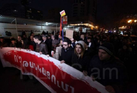 عمل الاحتجاج يعقد في أرمينيا مرة اخرى - صور
