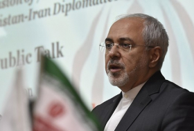 ظريف: إيران ستقف مع السعودية في حال تعرضت لهجوم خارجي