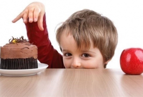 هل توجد صلة بين السكريات والسلوك العدواني لدى الطفل؟