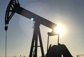 النفط يرتفع.. بفعل تخفيضات أوبك وعقوبات إيران
