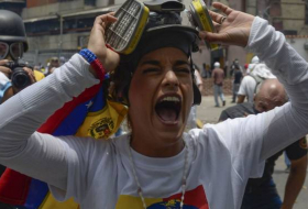 فنزويلا تنشر جنودا في الأسواق لضبط الأسعار