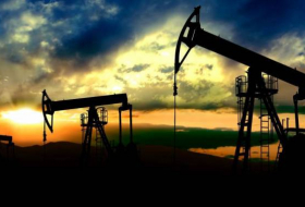 النفط يتراجع بفعل مخاوف تجارية بعد تهديد ترامب بفرض رسوم