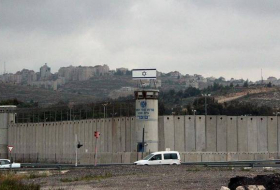 صحفي فلسطيني يخوض إضرابا عن الطعام رفضا لاعتقاله في السجون الإسرائيلية