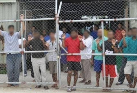 منظمات حقوقية تدعو للضغط على أستراليا لإغلاق مخيم احتجاز لاجئين