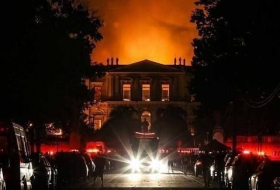 مصر تتواصل مع البرازيل بشأن قطعها الأثرية في كارثة حريق المتحف القومي