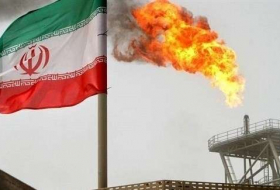 انخفاض صادرات إيران النفطية بـ 800 ألف برميل يومياً قبل العقوبات الأمريكية