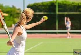 دراسة تؤكّد أن ممارسة التنس بانتظام تُزيد العمر