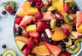 هل تؤدي كثرة أكل الفواكه إلى السكري؟