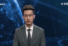  أول مقدم تلفزيوني الروبوتي  للبرنامج الإخباري في العالم تم عرض في الصين - فيديو