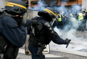 اعتقال 65 محتجاً في باريس