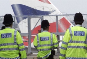 شرطة بريطانيا تعتقل شخصين في واقعة الطائرات بدون طيار بمطار جاتويك