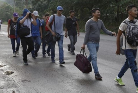 هندوراس: مجموعة مهاجرين تعبر حدود المكسيكية نحو أمريكا