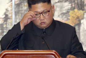 كيم جونغ يساوم رؤساء الدول الرئيسية على انفراد