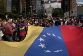 الضغوط الدولية تزداد على مادورو.. والأزمة في تفاقم