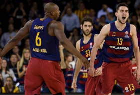 برشلونة يهزم ريال مدريد بكرة السلة في نهائي الكأس