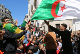 الجزائريون يرفضون 