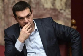البرلمان اليوناني يناقش سحب الثقة من رئيس الوزراء