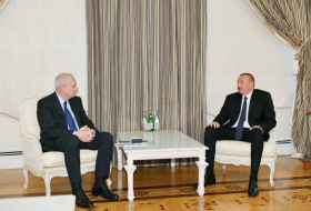  الرئيس إلهام علييف يلتقي رئـيس الاتحاد الدولي للملاحة الفضائية (تم التحديث)