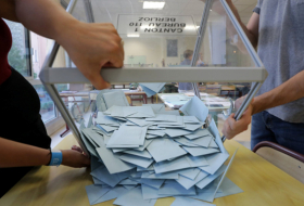 المعارضة الأرجنتينية تتصدر الانتخابات التمهيدية في البلاد