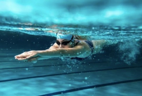 5 أخطاء تجنبها أثناء السباحة